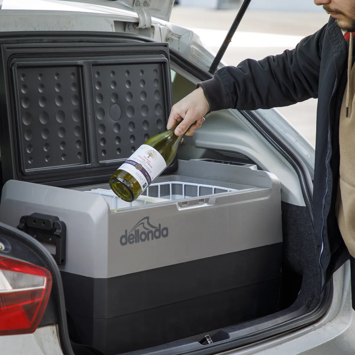 Portable Fridge Freezer/Cool Box with LED Display 50L